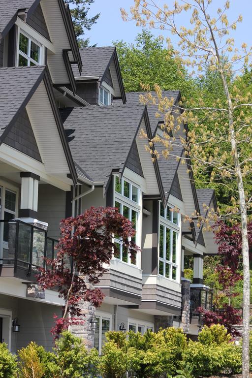Brookside Inn Boutique Hotel 애버츠퍼드 외부 사진