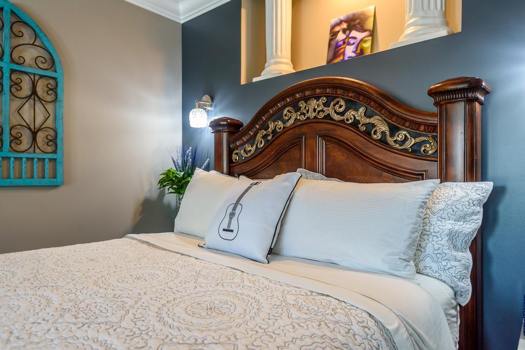 Brookside Inn Boutique Hotel 애버츠퍼드 외부 사진